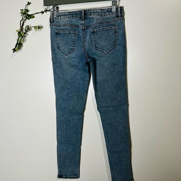 So Girls Skinny Jeans   - Picture 4 of 4